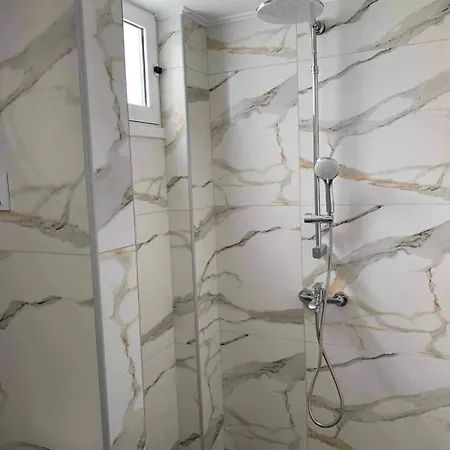 Flisvos Loft By The Sea Apartament Skála Foúrkas