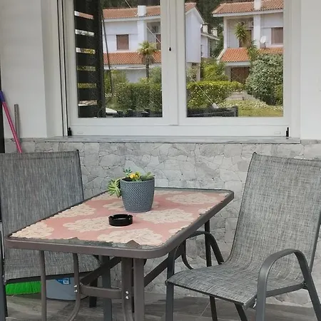 Flisvos Loft By The Sea Apartman *