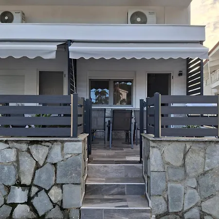 Flisvos Loft By The Sea