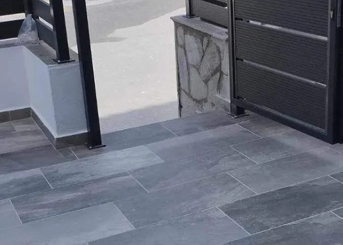 Flisvos Loft By The Sea 公寓 *