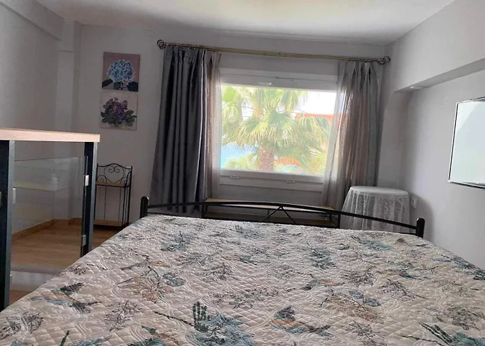 公寓 Flisvos Loft By The Sea Skála Foúrkas