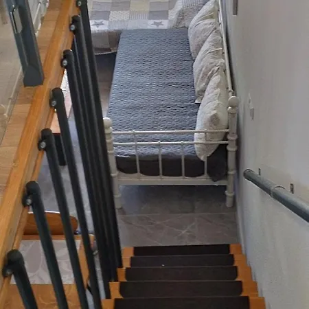 Flisvos Loft By The Sea 아파트 Skála Foúrkas